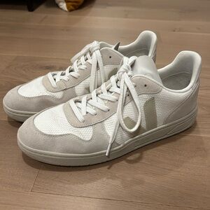 Veja V-10 B-Mesh White Natural Pierre